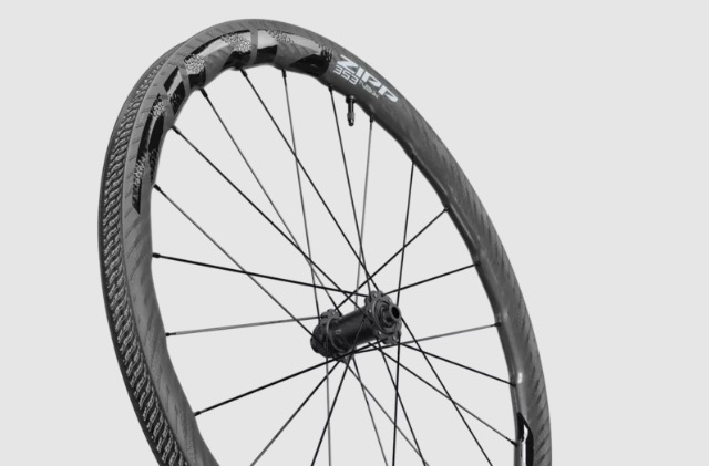 Llantas tipo hookless de Zipp.