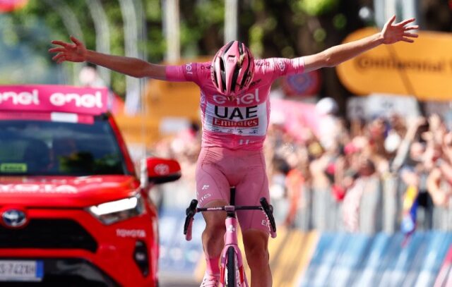 Pogacar a su llegada en la 20 etapa del Giro de Italia 2024