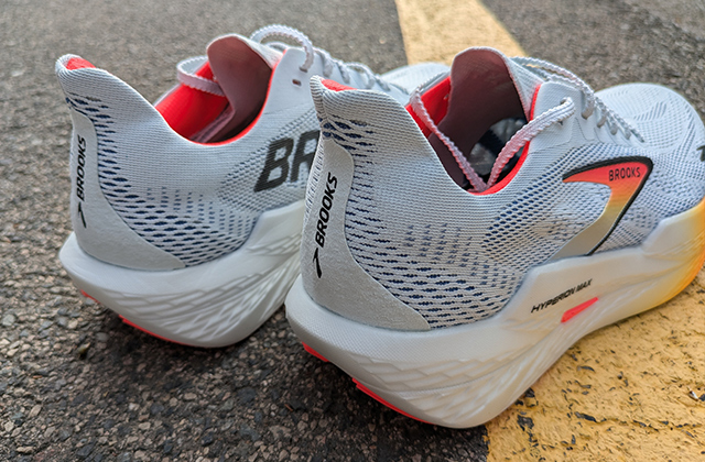 review brooks hyperion max 2