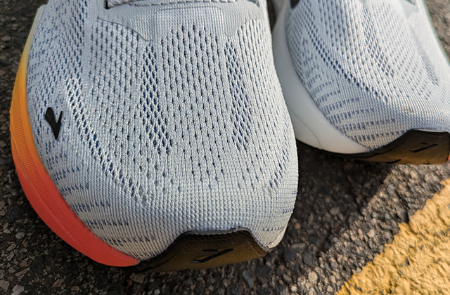 review brooks hyperion max 2