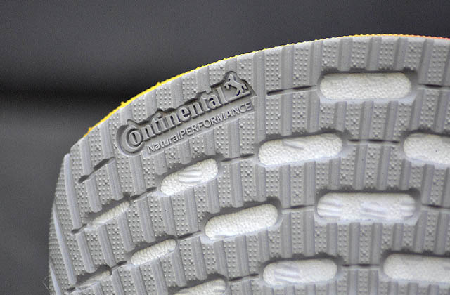 adidas Ultraboost 5 Continental