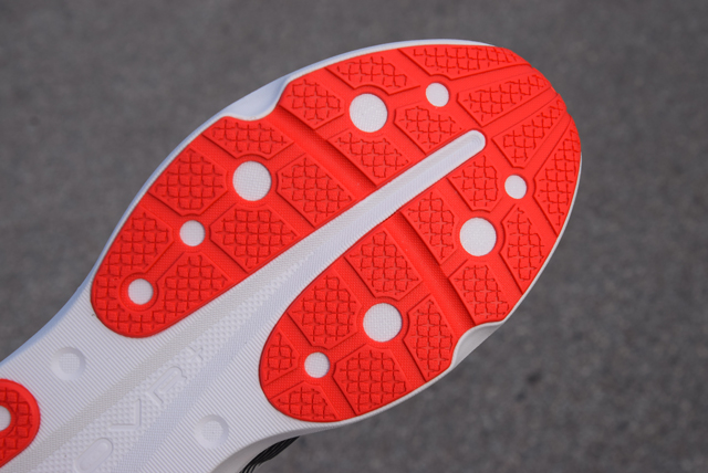 Review Under Armour Infinite Pro Storm Unisex