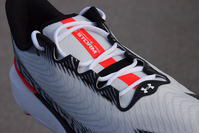 Review Under Armour Infinite Pro Storm Unisex