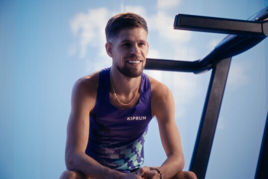 Un rodaje largo, 170km a la semana, sesiones de fuerza…la semana tipo de Jimmy Gressier