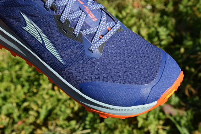 Review Altra Lone Peak 9+