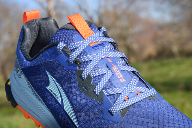 Review Altra Lone Peak 9+
