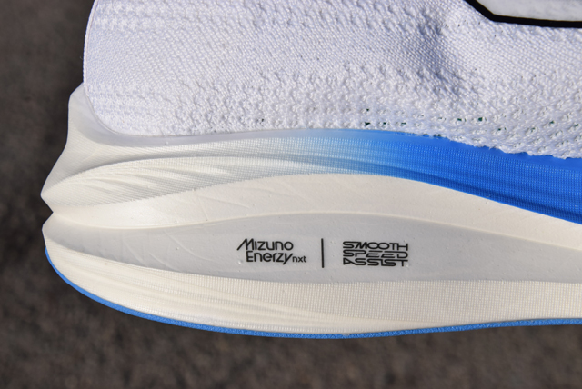 Review Mizuno Neo Zen