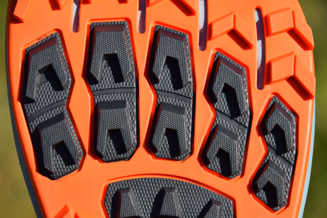 Review Altra Lone Peak 9+