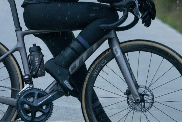 Cubrezapatillas ciclismo. Foto: Gobik