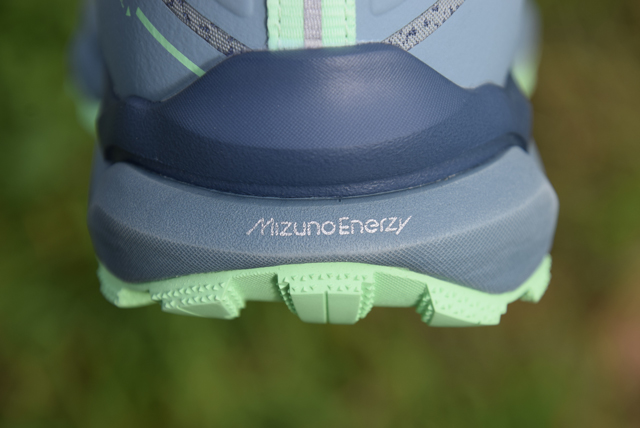 Mizuno Wave Daichi 9