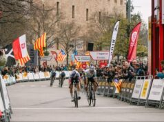 Roglic y Ayuso sprintando en la etapa 4. Foto: @VoltaCatalunya