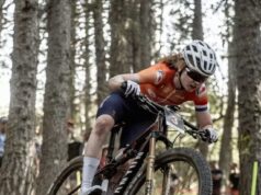 Las suspensiones eléctricas mejoran la tracción y la adaptabilidad en el ciclismo Canyon Lux World Cup CFR LTD. Foto: Canyon