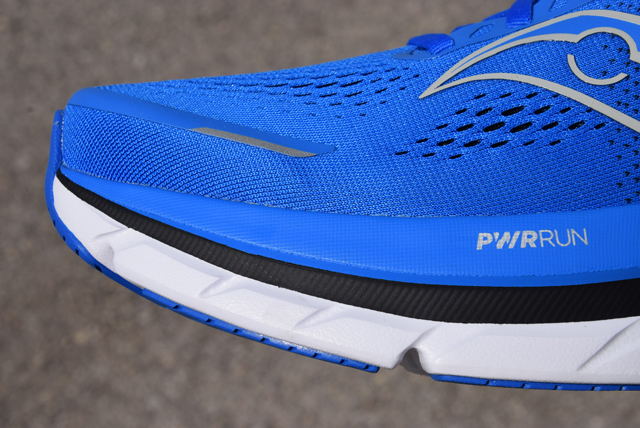 Review Saucony Guide 18