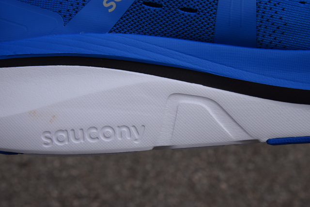 Review Saucony Guide 18