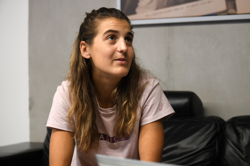 sara alonso asics