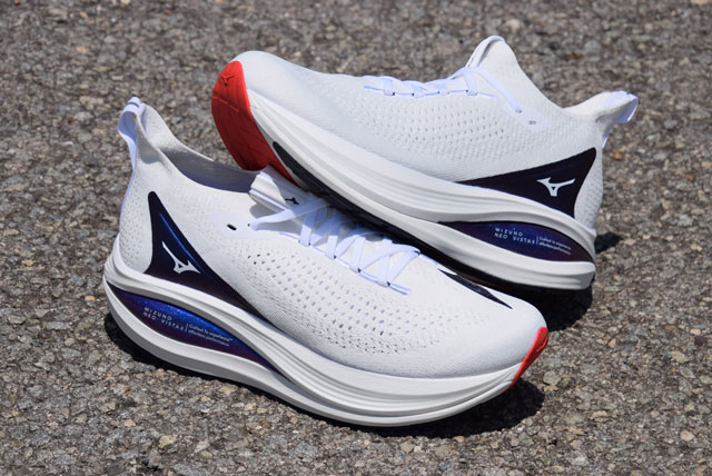 Mizuno Neo Vista 2