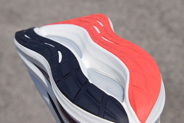 Mizuno Neo Vista 2