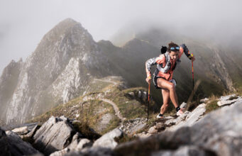 Ruth Croft busca hacer historia en UTMB: nadie repite victoria desde 2014 Amazfit T-Rex 3 Pro