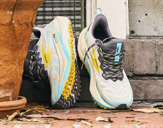 review brooks ghost trail