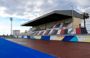 New Balance impulsa la reconstrucción de la pista de Guadassuar que vuelve 400 días después de la dana