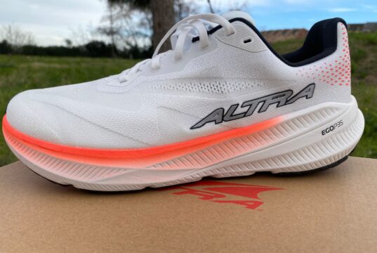 Altra Experience Flow 3