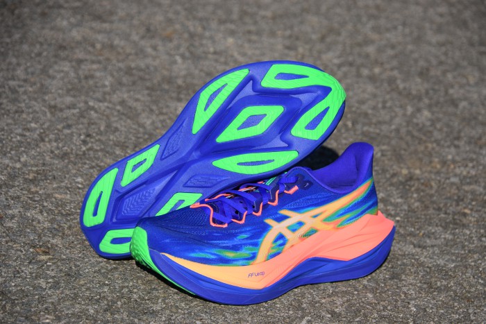 ASICS superblast 3