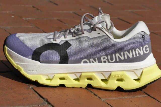 On Cloudmonster 3 Hyper