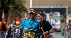 El matrimonio Albon domina la Transgrancanaria 2026 Jon y Henriette Albon. Carlos Díaz-Recio transgrancanaria trail
