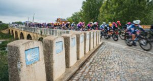 LA MÍSTICA DE LA VUELTA FEMENINA 26