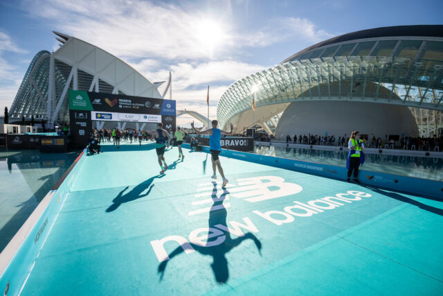 dorsales maraton valencia new balance