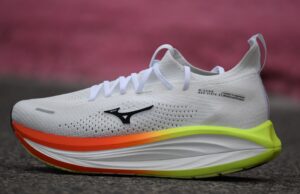 Mizuno Neo Vista 3