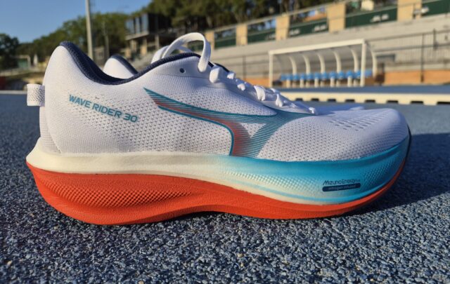 Mizuno Wave Rider 30 (4)