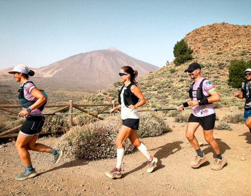 Maria Petit hace historia al convertirse en la primera atleta invidente en coronar el Teide desde el mar