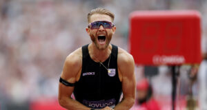 Josh Kerr escribe la historia de la milla: récord mundial con 3:42.66 Josh Kerr escribe la historia de la milla: récord mundial con 3:42.66
