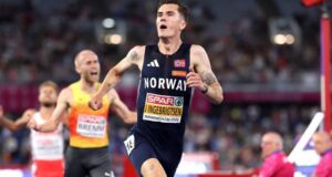 Jakob salió de las ‘tinieblas’ para su oro europeo más especial…¡en su debut en 2026!