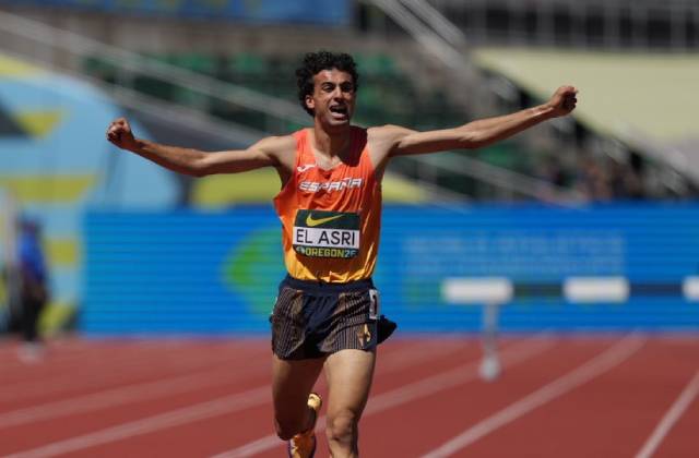 Bakr El Asri, proclamándose campeón del mundo / RFEA