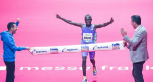 Frankfurt reúne a los tres maratonianos alemanes más rápidos de la historia, pero Biwott quiere aguarles la fiesta