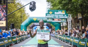 Kiptoo hace historia en San Sebastián con un récord mundial M50